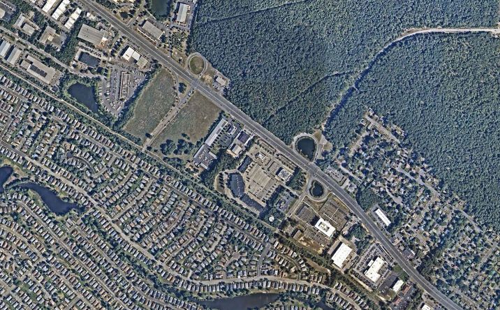 Pictures of Retail, Office, Land, Restaurant property located at Corner of Route 37 & Bimini Drive, Toms River, NJ 08755 for lease - image #1