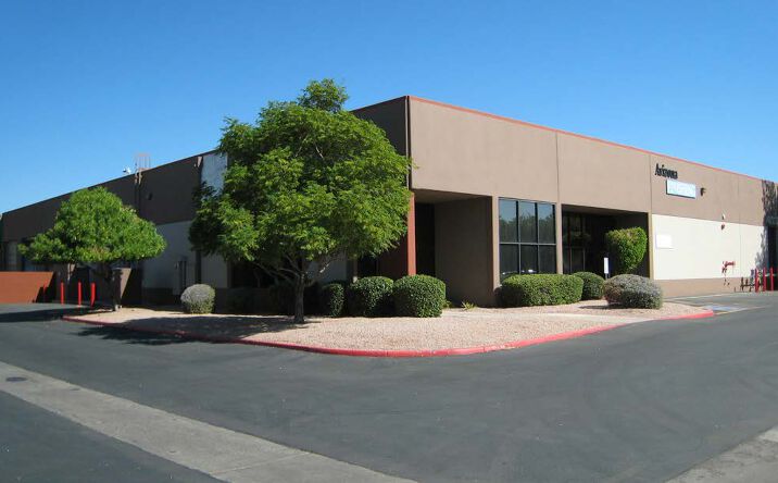 Pictures of Industrial property located at 4012 E Broadway Rd, Phoenix, AZ 85040 for lease - image #1