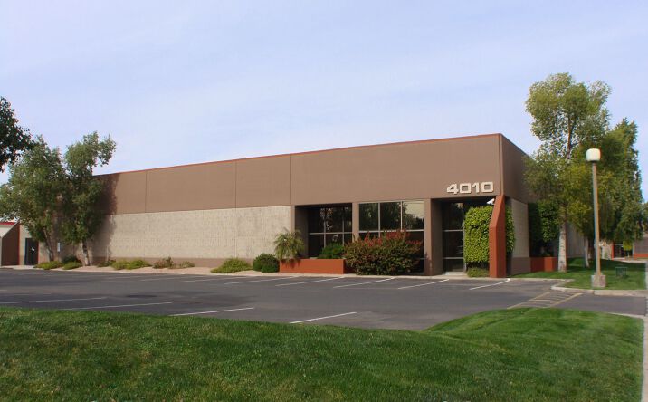 Pictures of Industrial property located at 4012 E Broadway Rd, Phoenix, AZ 85040 for lease - image #1