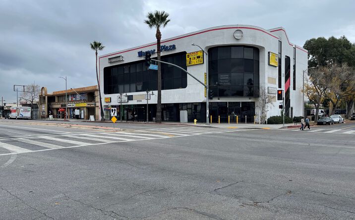 Pictures of Retail, Office property located at 21054 Sherman Way, Los Angeles, CA 91303 for lease - image #1