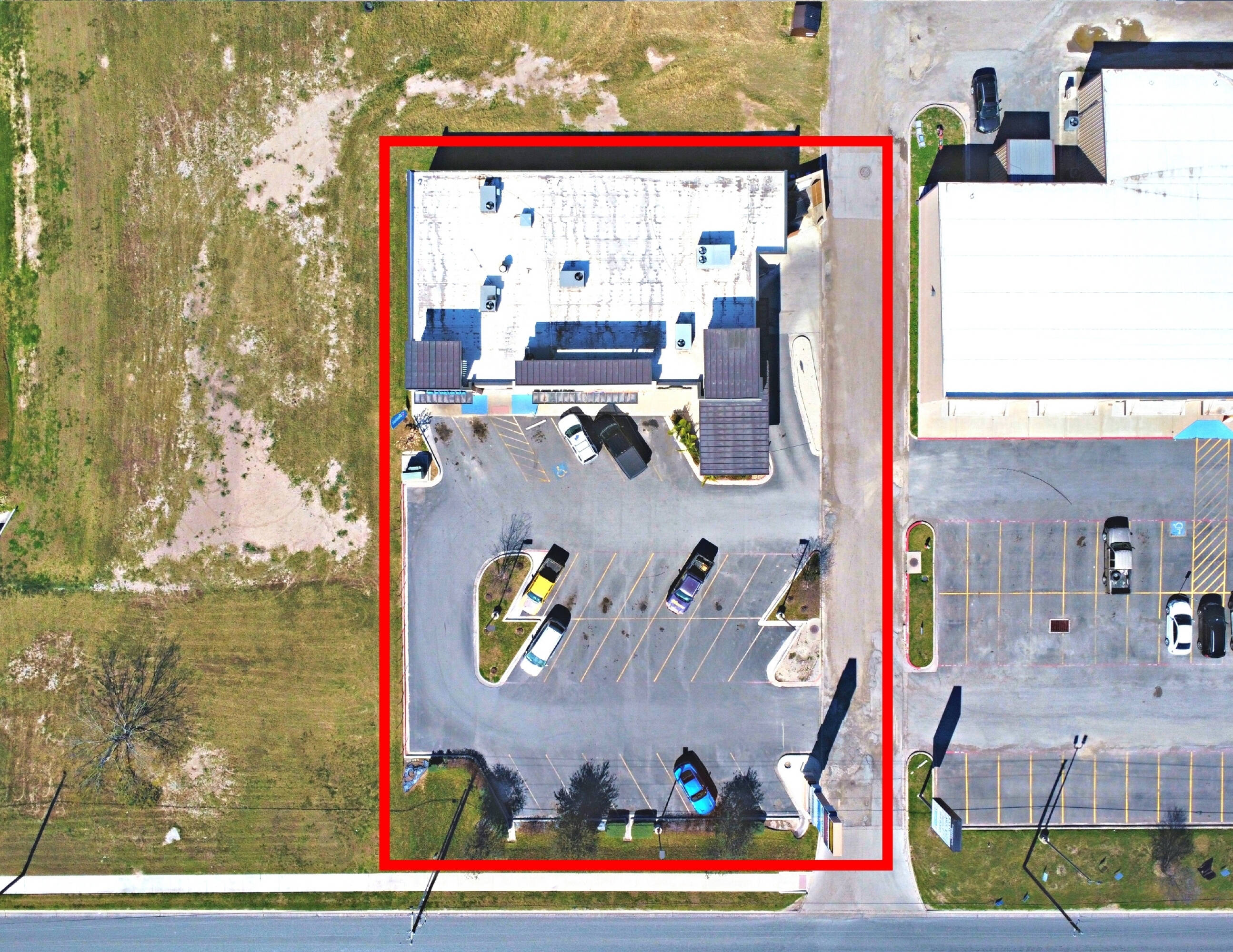 320 W Expy 83, Weslaco, TX 78599