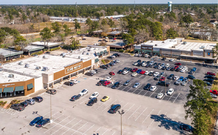Pictures of Retail property located at 1387 Kingwood Dr, Humble, TX 77339 for lease - image #1