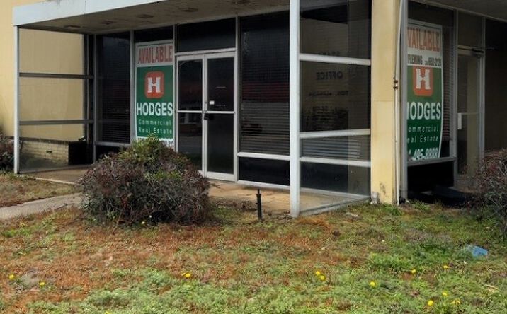 Pictures of Retail property located at 505 Forrest Ave, Brewton, AL 36426 for lease - image #1