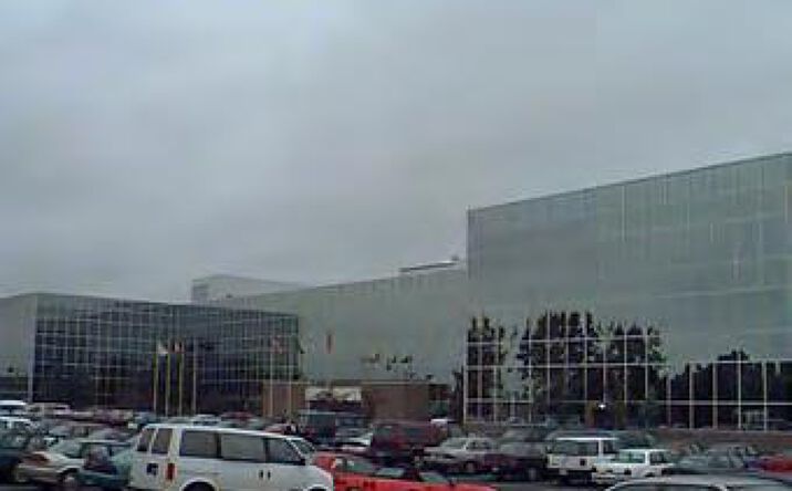 Pictures of Office property located at 29777 Telegraph Rd, Southfield, MI 48034 for lease - image #1