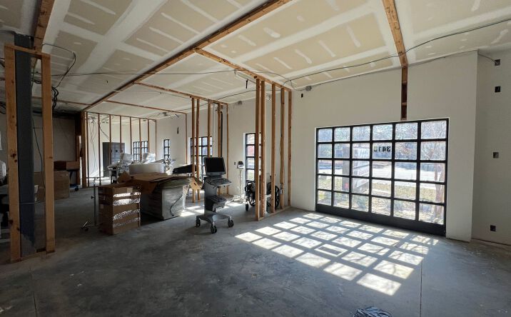 Pictures of Office property located at 3410 Village Dr, Fayetteville, NC 28304 for lease - image #1