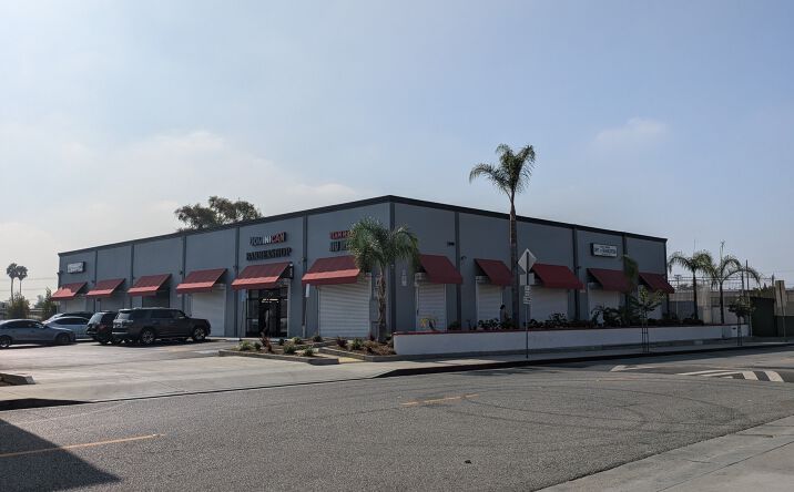 Pictures of Retail, Office property located at 5140 E Florence Ave, Bell, CA 90201 for lease - image #1
