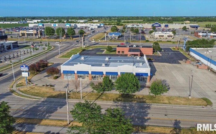 Pictures of Industrial, Office, Retail, Restaurant property located at 3100 Walton Drive, Springfield, IL 62702 for lease - image #1
