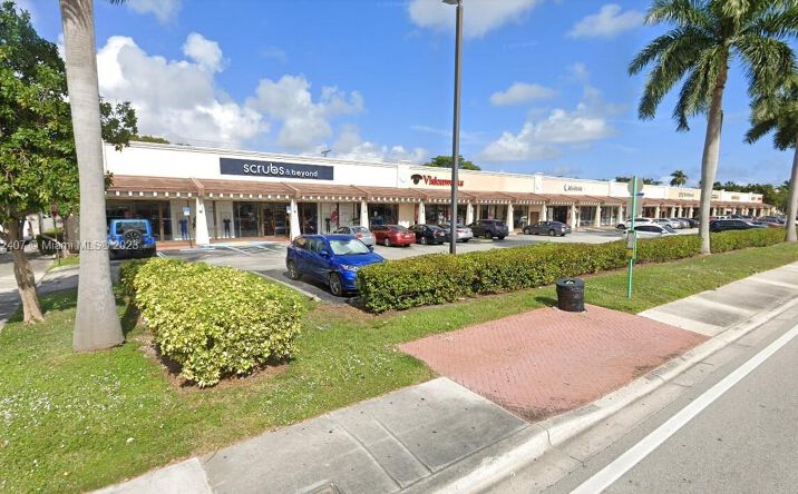 Pictures of Retail property located at 1705 NE 163rd St [1735-1741], North Miami Beach, FL 33162 for lease - image #1