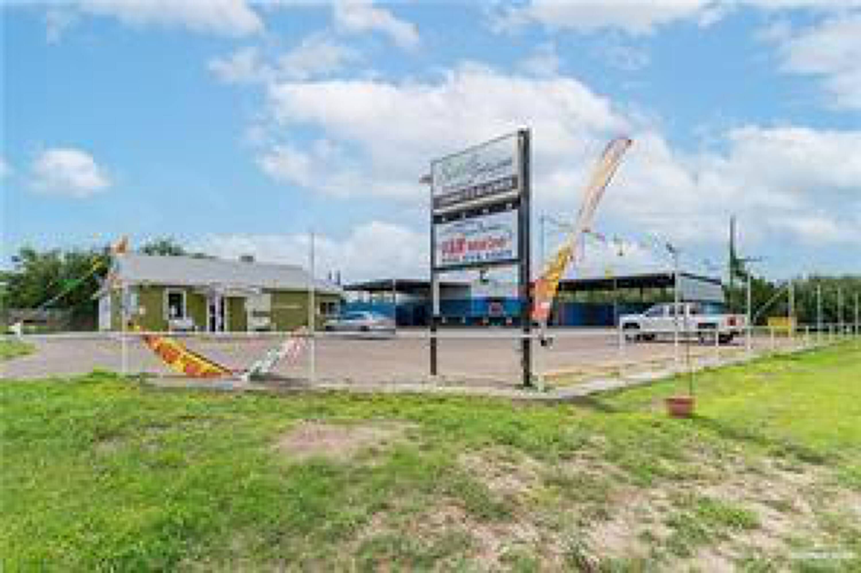 1606 La Fuente Drive # B, Penitas, TX 78576 | Crexi.com