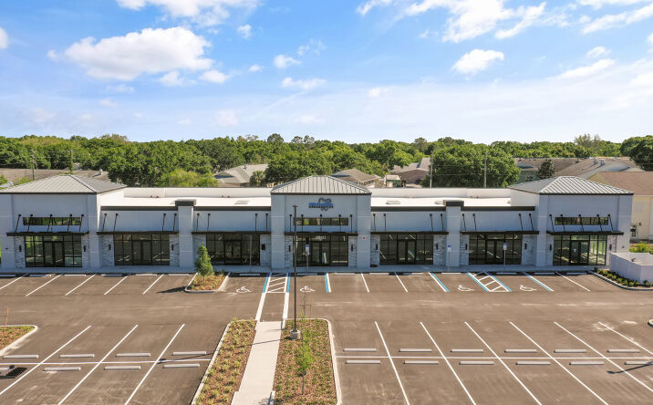 Pictures of Retail, Office property located at 18660 US-441, Mt Dora, FL 32757 for lease - image #1
