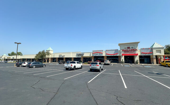 Pictures of Retail property located at 8013 S 83rd Ave, La Vista, NE 68128 for lease - image #1