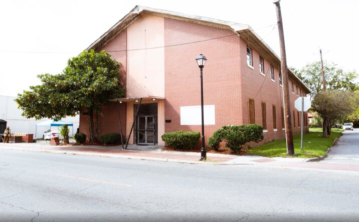 Pictures of Retail, Office, Special Purpose property located at 1901 Waters Ave, Savannah, GA 31404 for lease - image #1