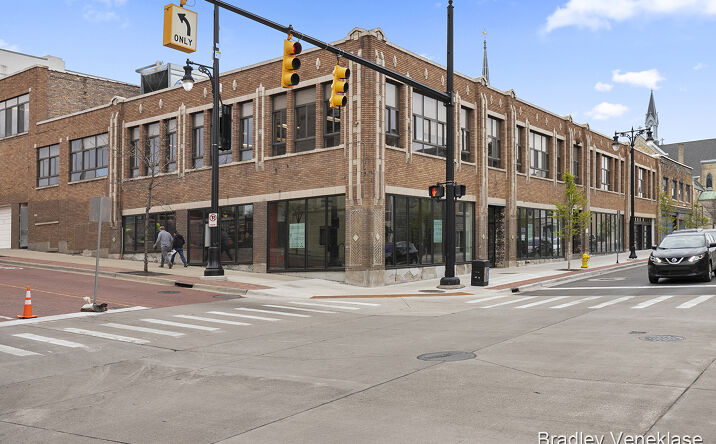Pictures of Retail property located at 200 Division Ave S, Grand Rapids, MI 49503 for lease - image #1