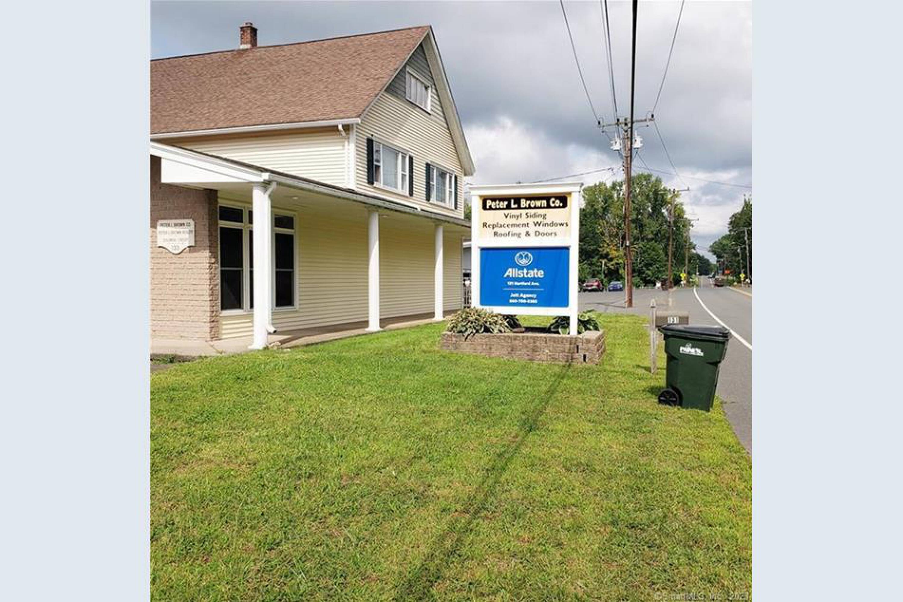 133 Hartford Ave, East Granby, CT 06026