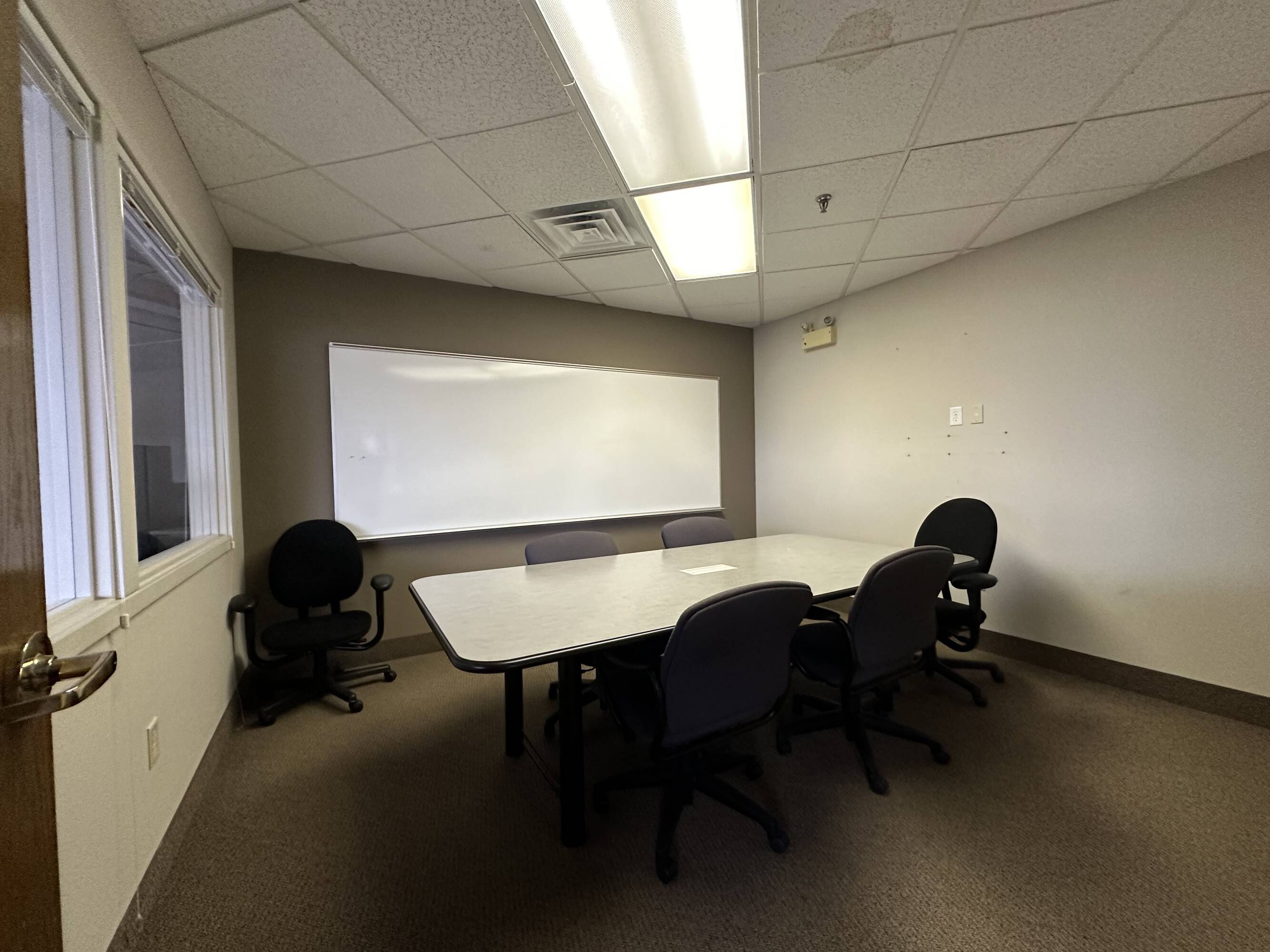 588 3 Mile Rd NW, Grand Rapids, MI 49544 | Crexi.com