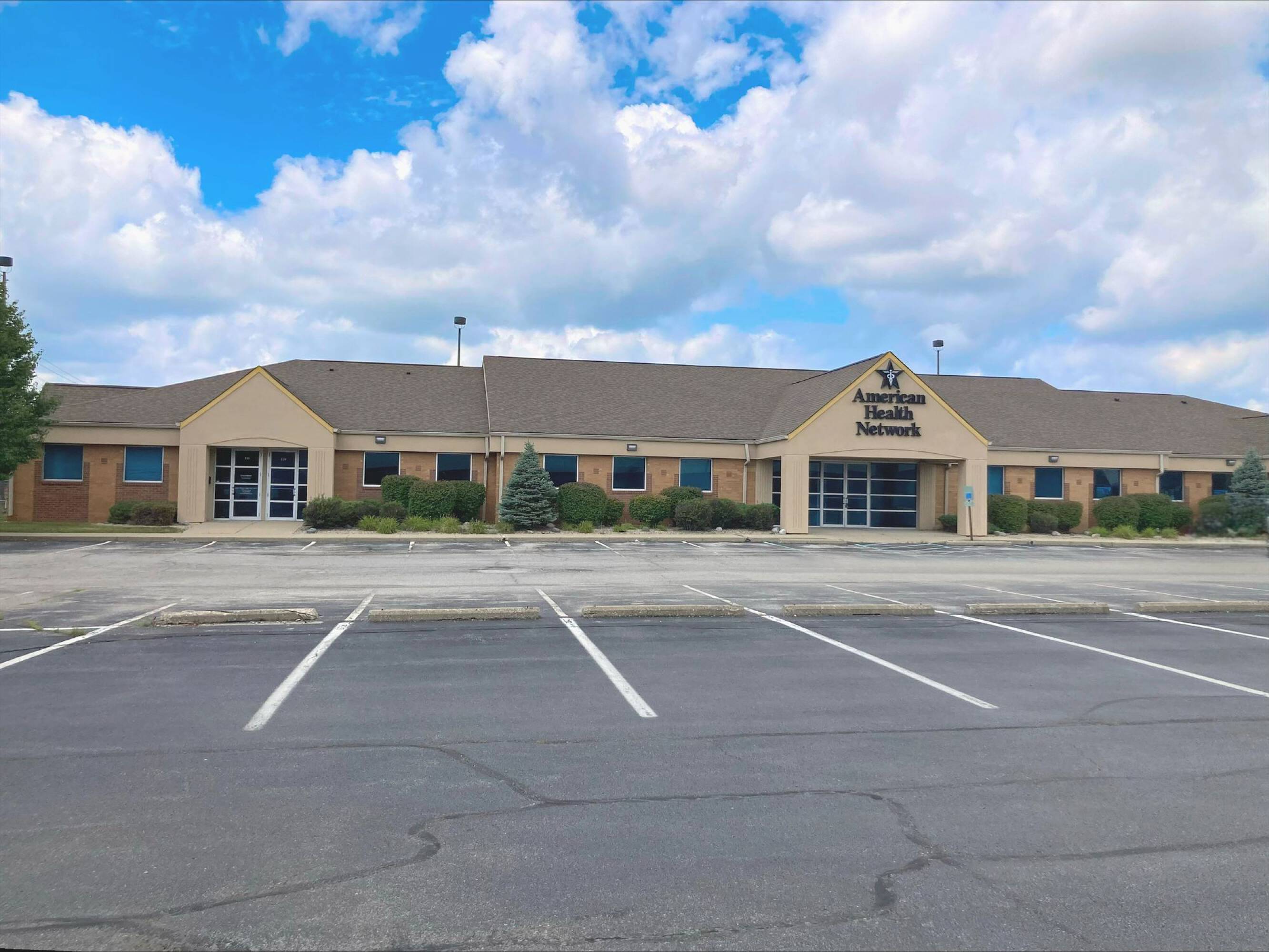 520 Tracy Rd, Whiteland, IN 46184