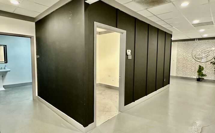 Pictures of Retail, Office property located at 500 Bishop St NW, Atlanta, GA 30318 for lease - image #1