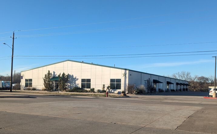 Pictures of Industrial property located at 310 E Trinity Blvd, Grand Prairie, TX 75050 for lease - image #1