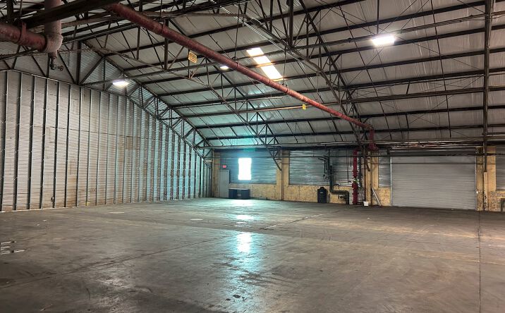 Pictures of Industrial property located at 200 Gulf S Dr, Flowood, MS 39232 for lease - image #1