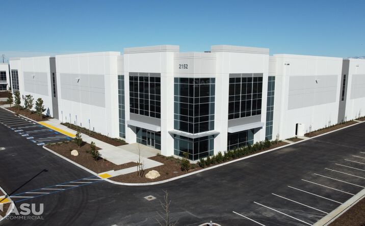 Pictures of Retail, Industrial property located at 2152 Coffee Rd, Bakersfield, CA 93308 for lease - image #1