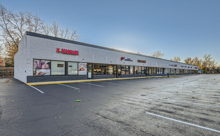 Pictures of Retail property located at 1201-1231 S Main St, Algonquin, IL 60102 for lease - image #1