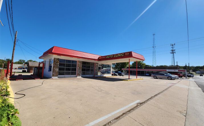 621 S Elm St, Denton, TX 76201 | Crexi.com