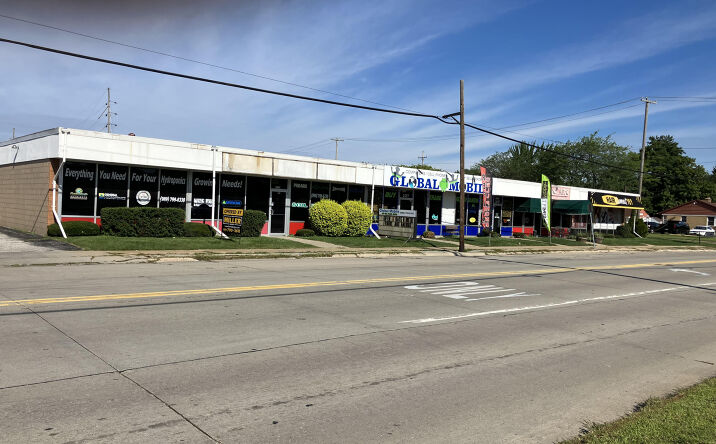 Pictures of Retail, Office property located at 2133 Warwick St, Saginaw, MI 48602 for lease - image #1