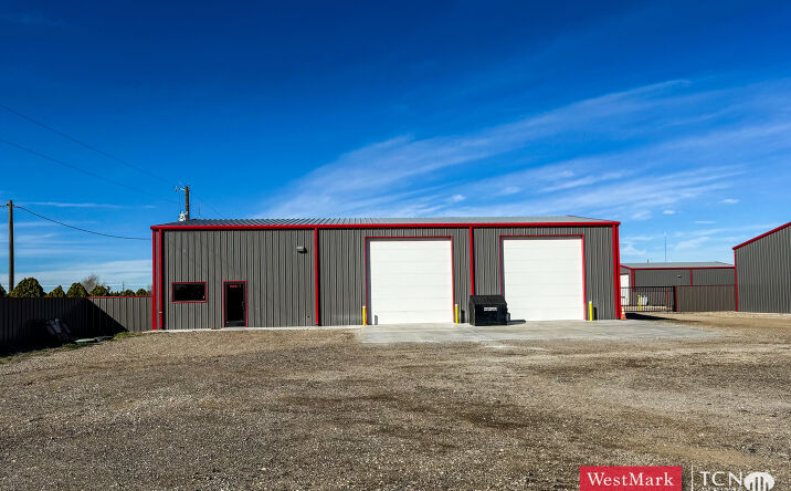 Pictures of Industrial property located at 11602 C R 2360, Bldg 1, Lubbock, TX 79404 for lease - image #1