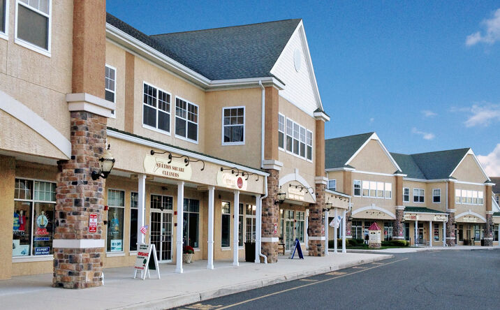 Pictures of Retail property located at 100 Pennbrook Pkwy, Lansdale, PA 19446 for lease - image #1