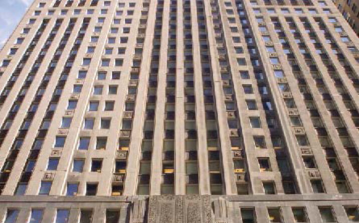 33 N La Salle St, Chicago, IL 60602 | Crexi.com