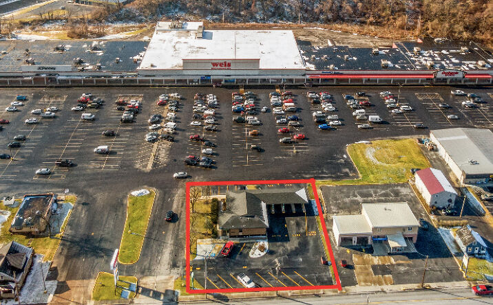 Pictures of Retail property located at 308 N Logan Blvd, Burnham, PA 17099 for lease - image #1