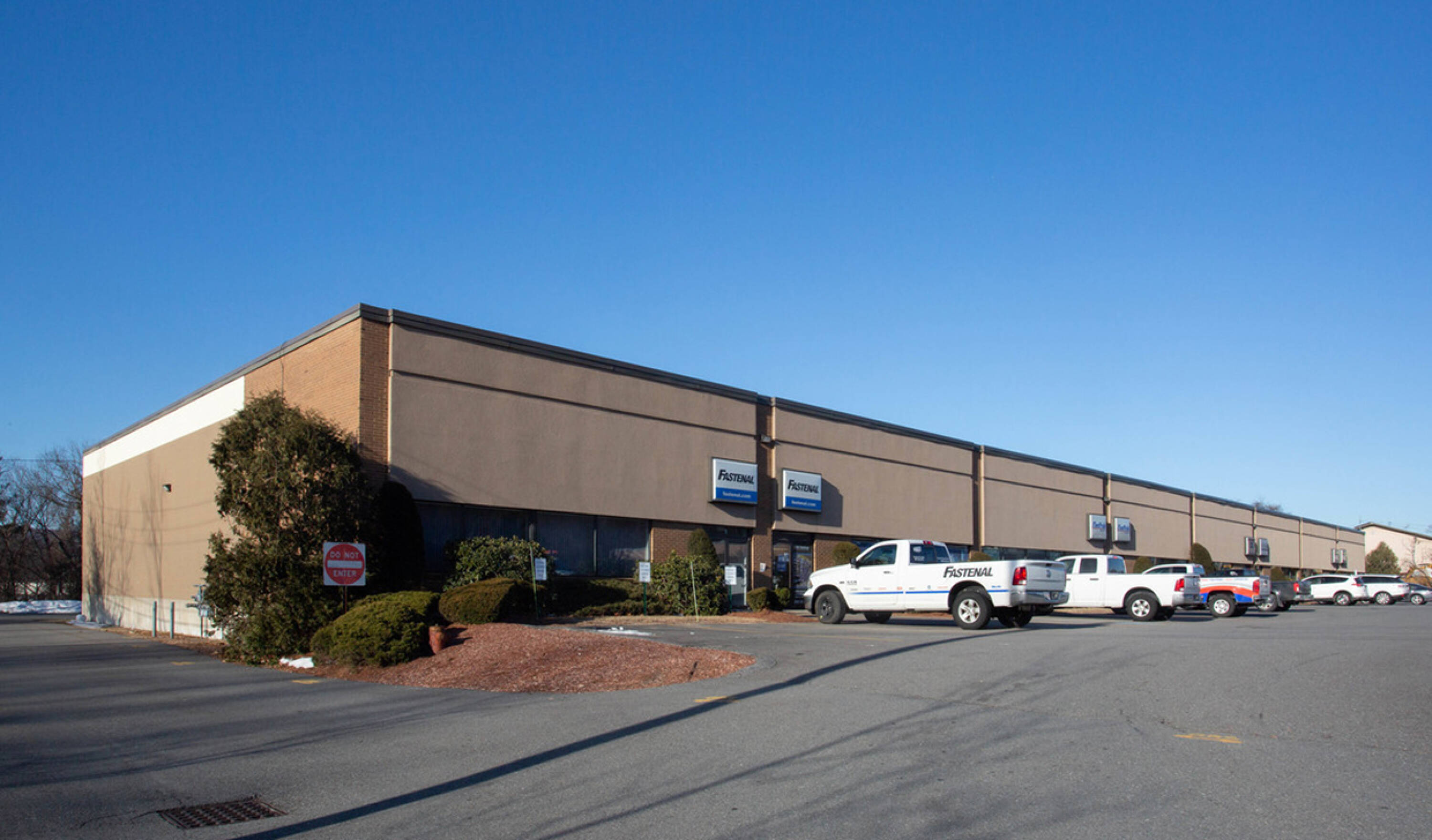 100 Crawford St, Leominster, MA 01453