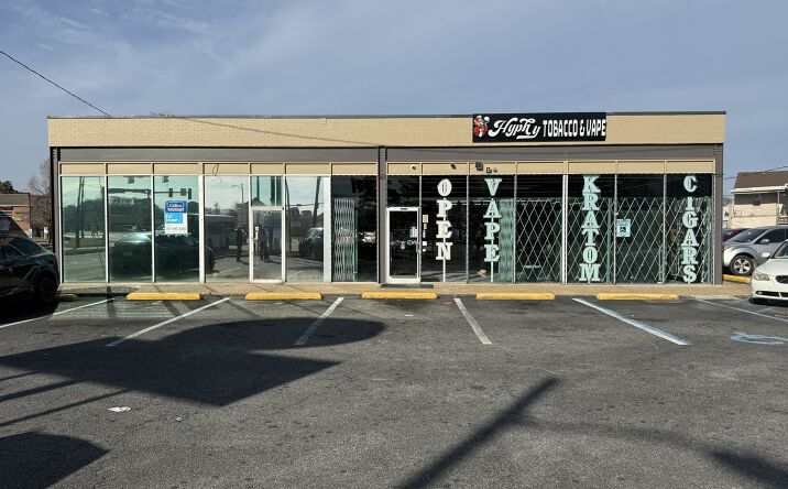Pictures of Retail property located at 706 Airline Blvd, Portsmouth, VA 23707 for lease - image #1
