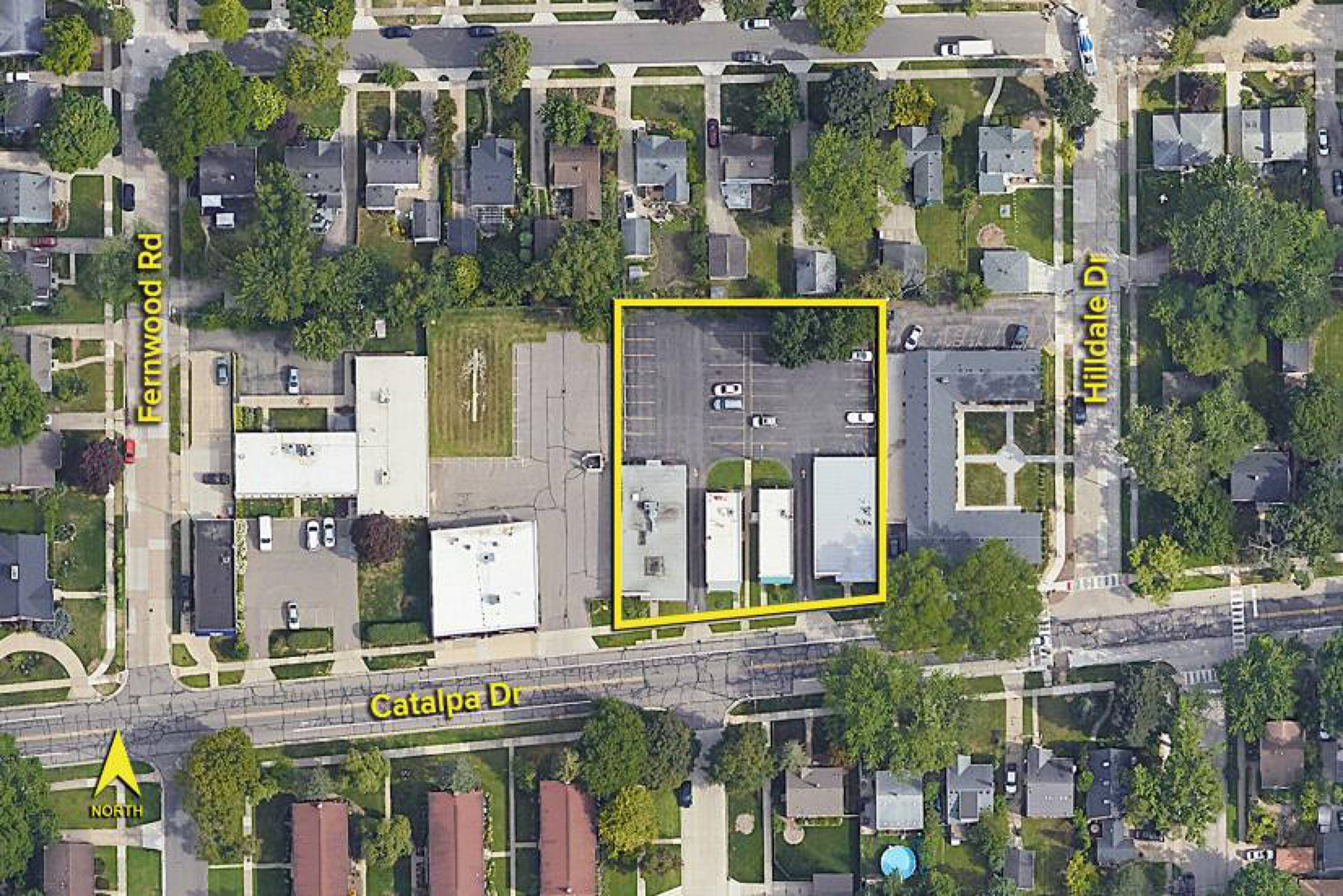 1202 Catalpa Dr, Royal Oak, MI 48067