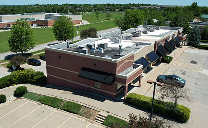 Pictures of Retail property located at 14000-14030 & 14100-14138 W. 135th Street, Olathe, KS 66062 for lease - image #1