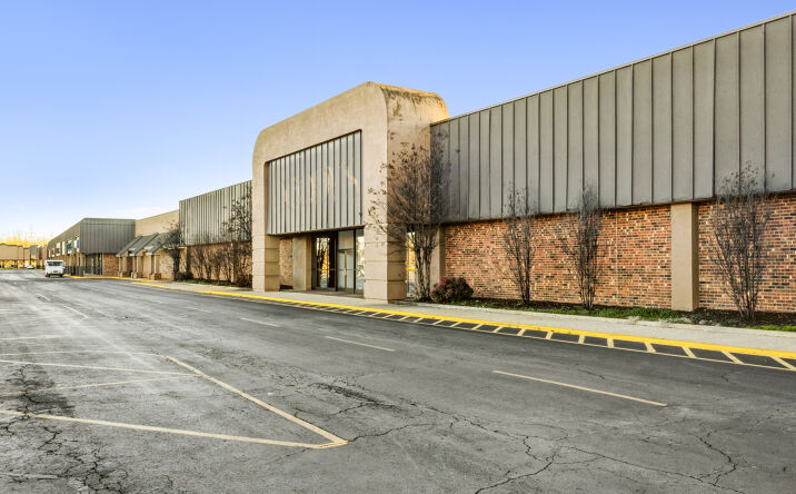 Pictures of Retail property located at 708 South Cass Street, Corinth, MS 38834 for lease - image #1