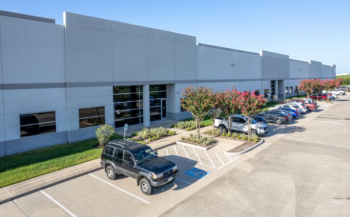 Pictures of Industrial property located at 2710 Reed Rd, Houston, TX 77051 for lease - image #1