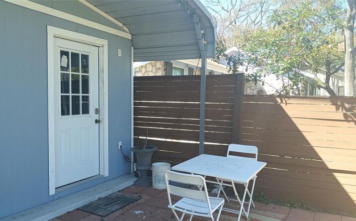 Pictures of Office property located at 12702 Sherbourne St, Austin, TX 78729 for lease - image #1