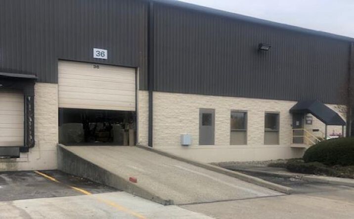 Pictures of Industrial property located at 4750 Lake Forest Dr, Blue Ash, OH 45242 for lease - image #1