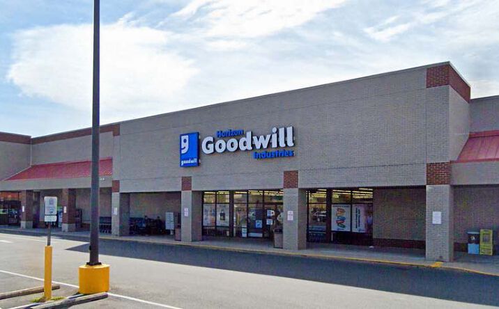 Pictures of Retail property located at 5300 Main St, Mt Jackson, VA 22842 for lease - image #1