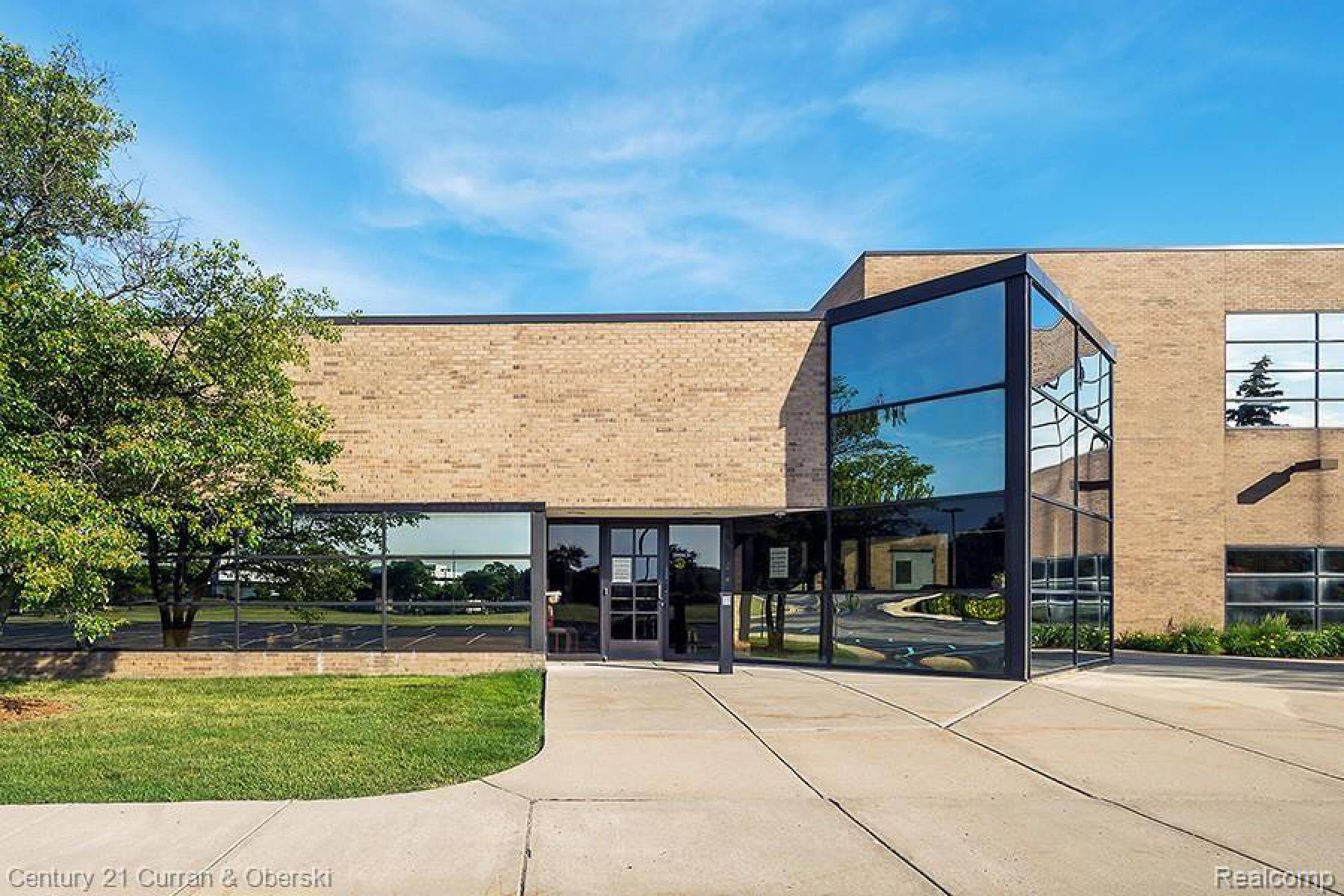 5252-auto-club-dr-dearborn-mi-48126-crexi