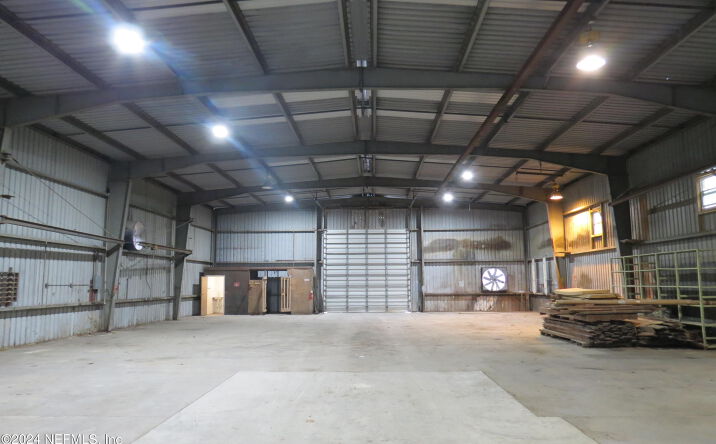 Pictures of Industrial property located at 7585 Wilson Blvd, Jacksonville, FL 32210 for lease - image #1