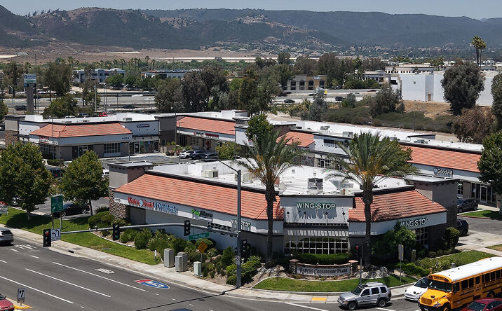 Pictures of Retail property located at 41115-41125 Winchester Road, Temecula, CA 92591 for lease - image #1