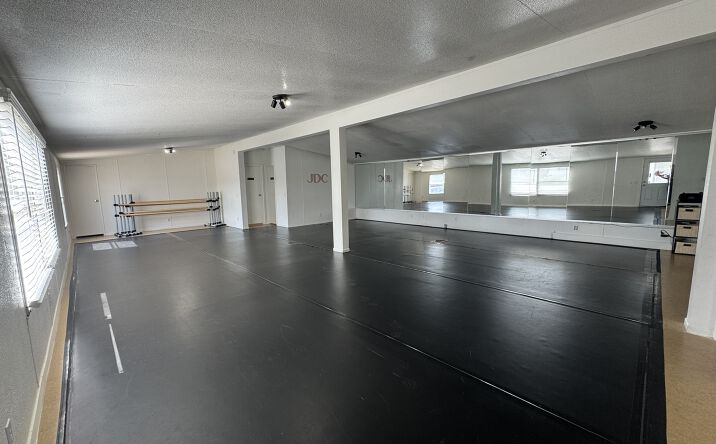 Pictures of Retail, Office property located at 3001 E Hwy 199, Springtown, TX 76082 for lease - image #1
