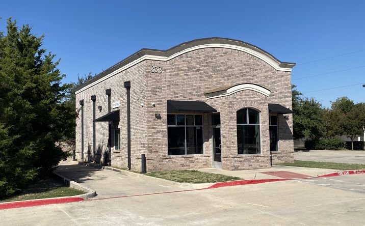 Pictures of Retail, Restaurant property located at 833 S Denton Tap Rd, Coppell, TX 75019 for lease - image #1