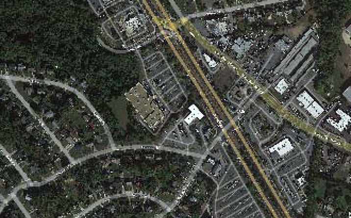 Pictures of Retail property located at 3551 32nd Ave, Hillcrest Heights, MD 20748 for lease - image #1