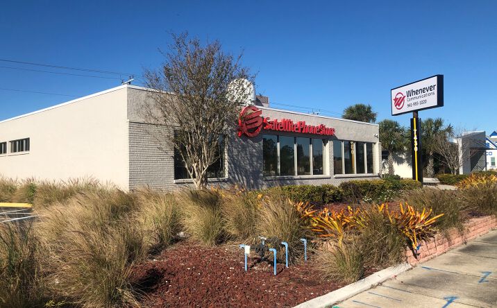 Pictures of Retail, Office property located at 7430 N Tamiami Trl, Sarasota, FL 34243 for lease - image #1