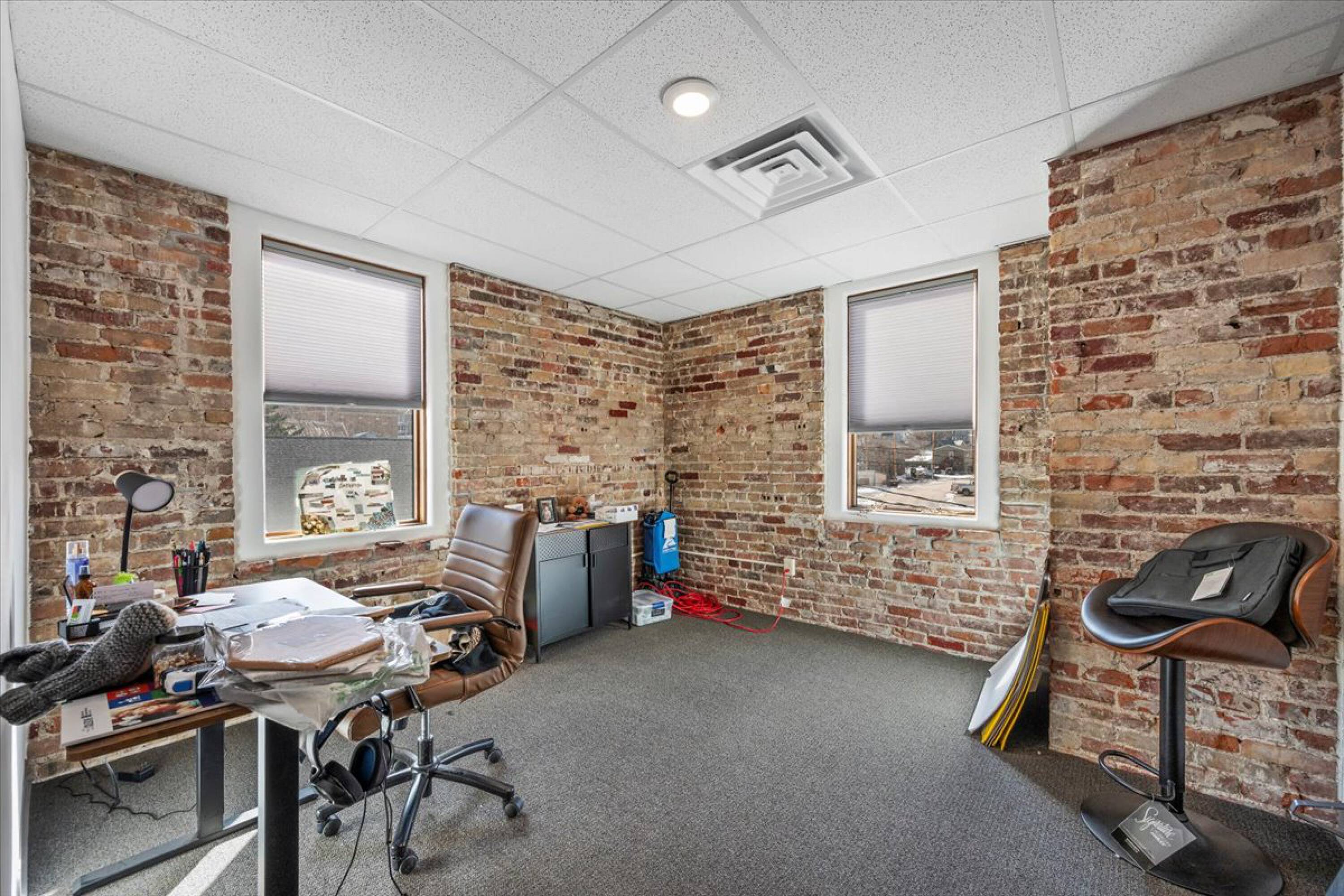 2574920