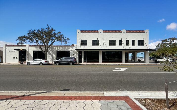 Pictures of Office property located at 238 N Massachusetts Ave, Lakeland, FL 33801 for lease - image #1