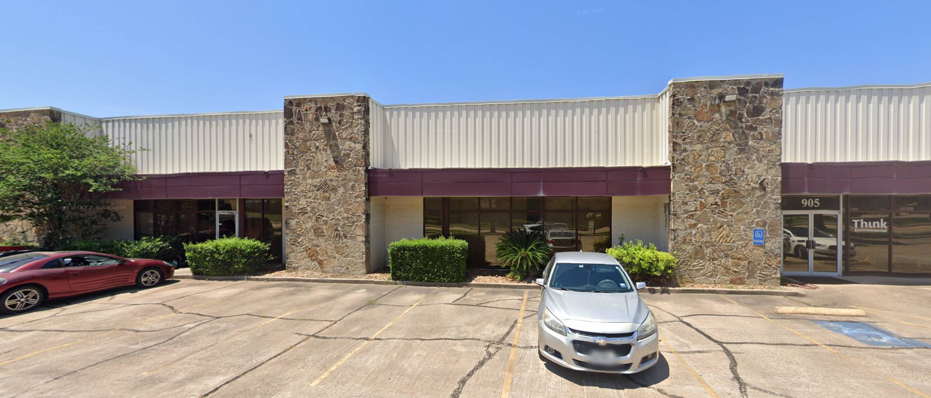 902 - 930 Gemini St